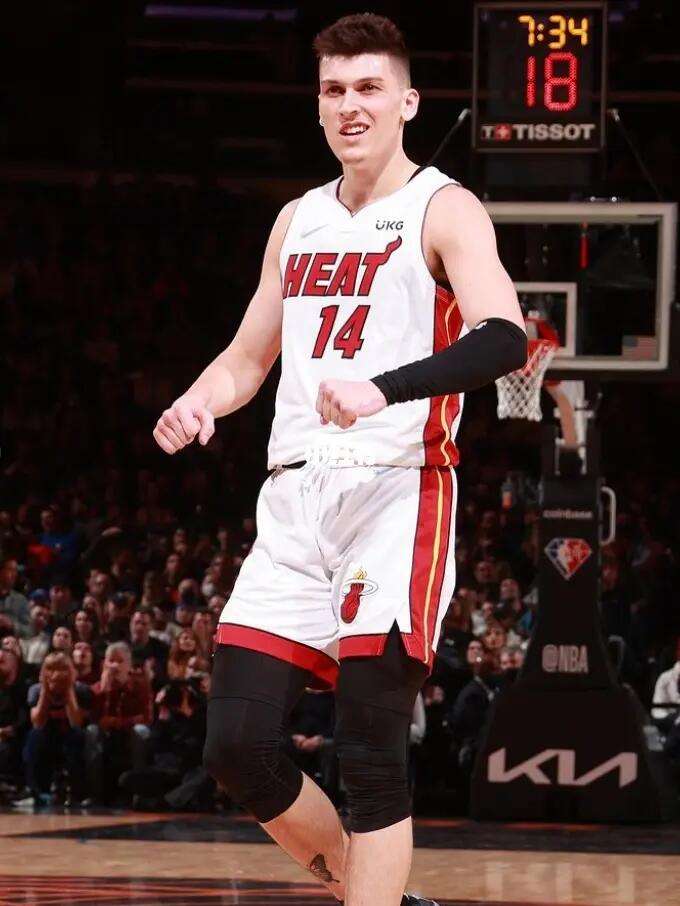 不懈追求卓 不懈追求卓